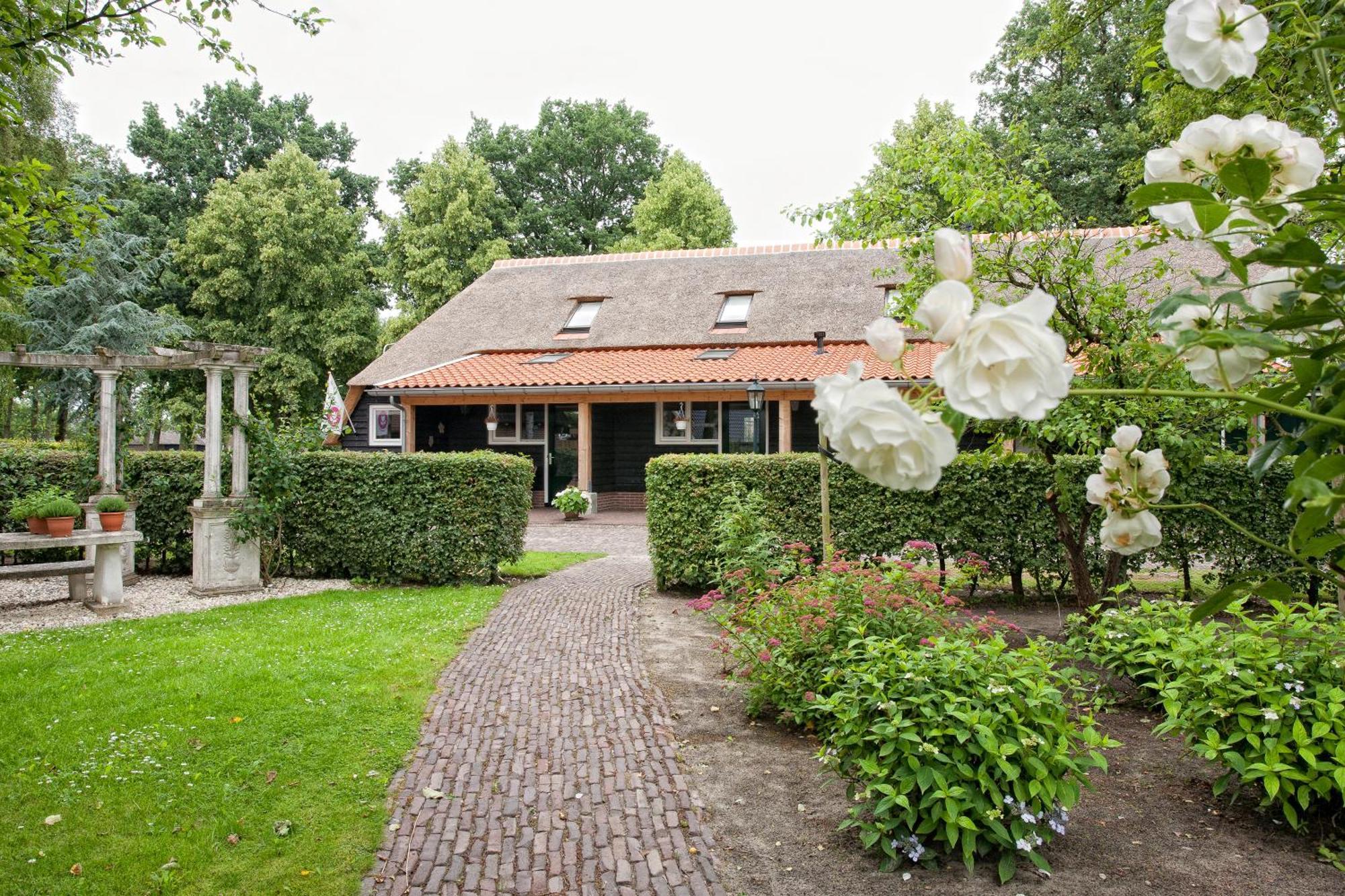 Rheezerstee Bed and Breakfast Eksteriør billede